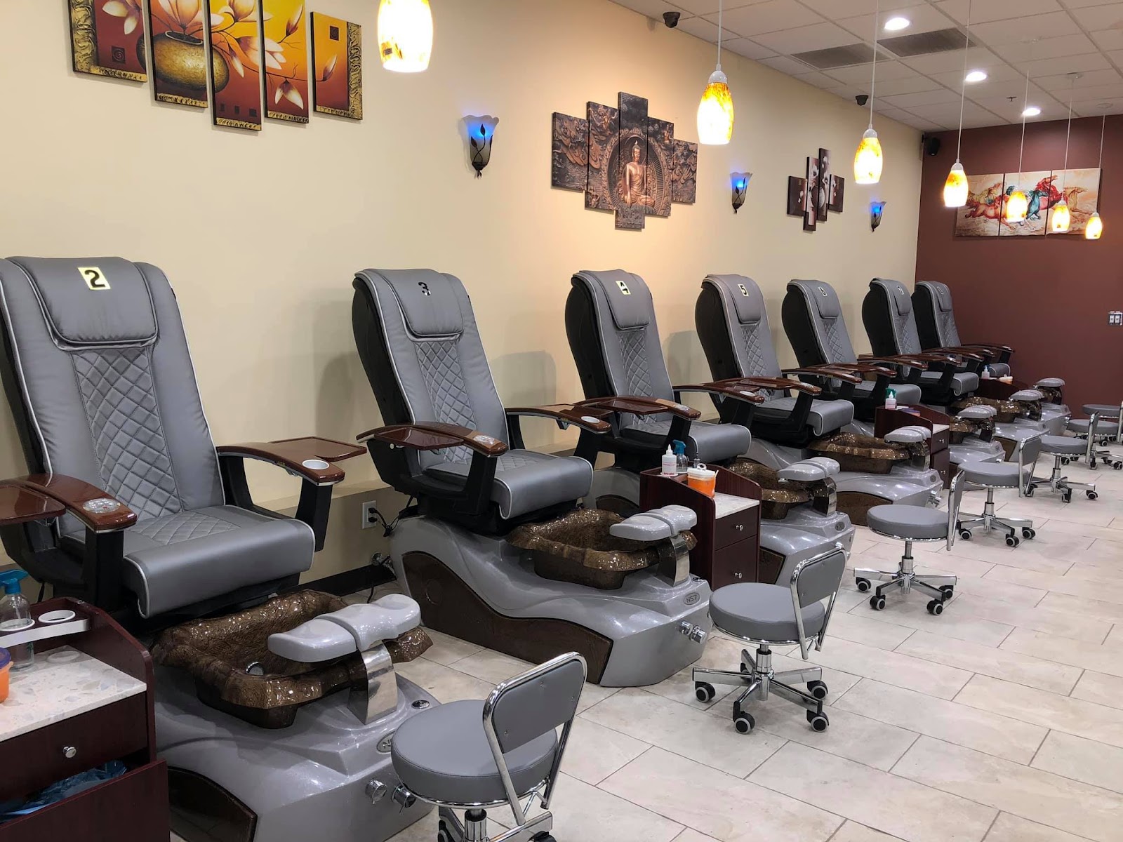 LyLy Nails & Spa | Greenfield logo